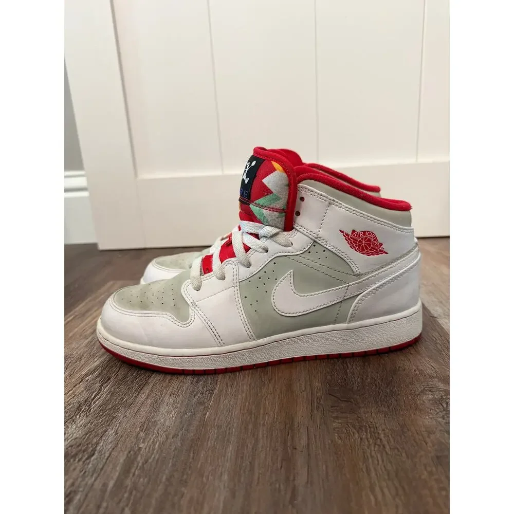 Jordan 1 Mids HARE Bugs Bunny SE 2015 Nike Basketball Sneakers in Size 6.5Y GUC